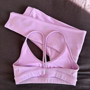 Alo Yoga lavender Matching Set